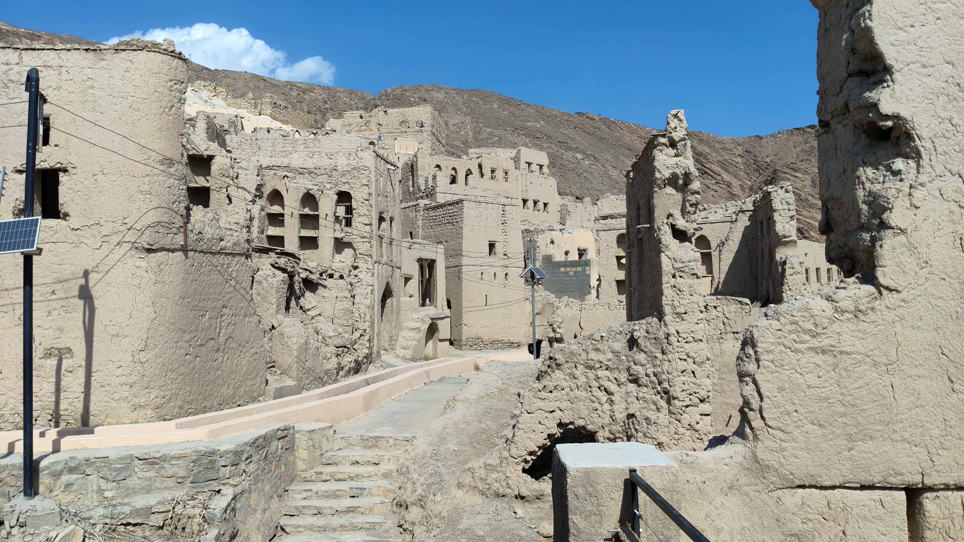 The area of Birkat al mouz is an abandoned village where you can still see the outlines of older houses