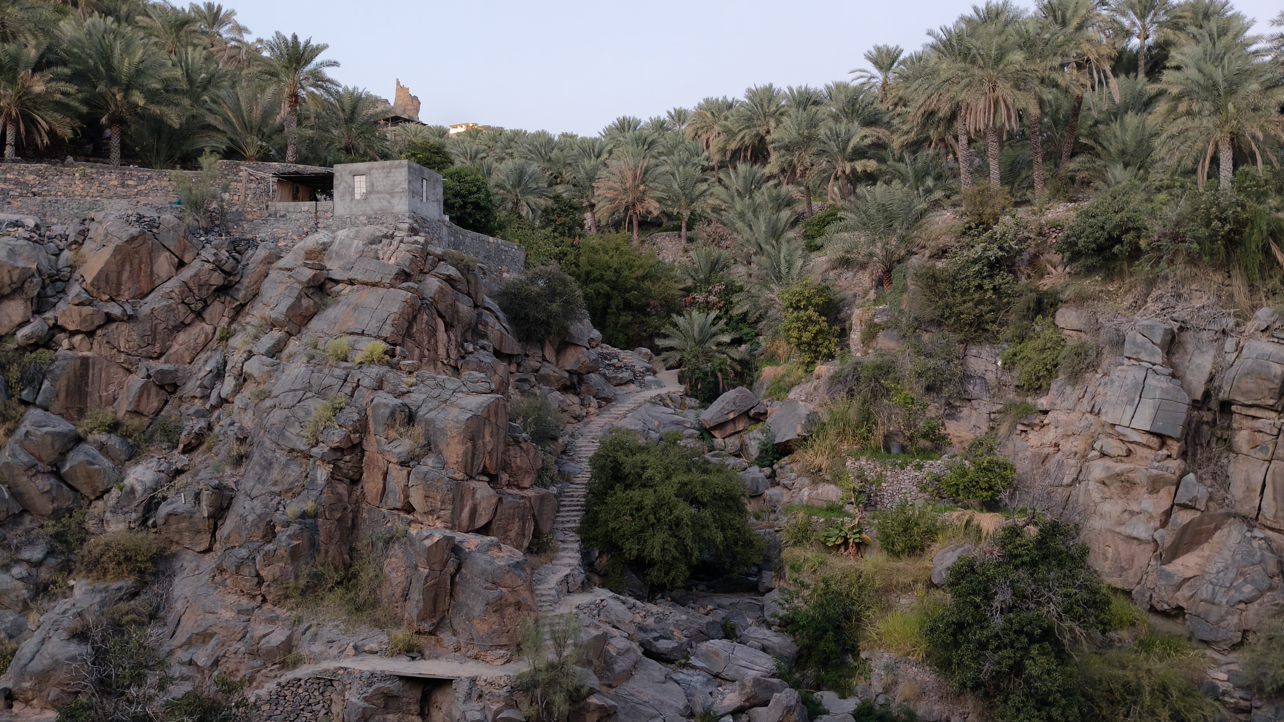 Hiking down this trail in Misfat was pretty - and then scary as it started getting dark very quickly