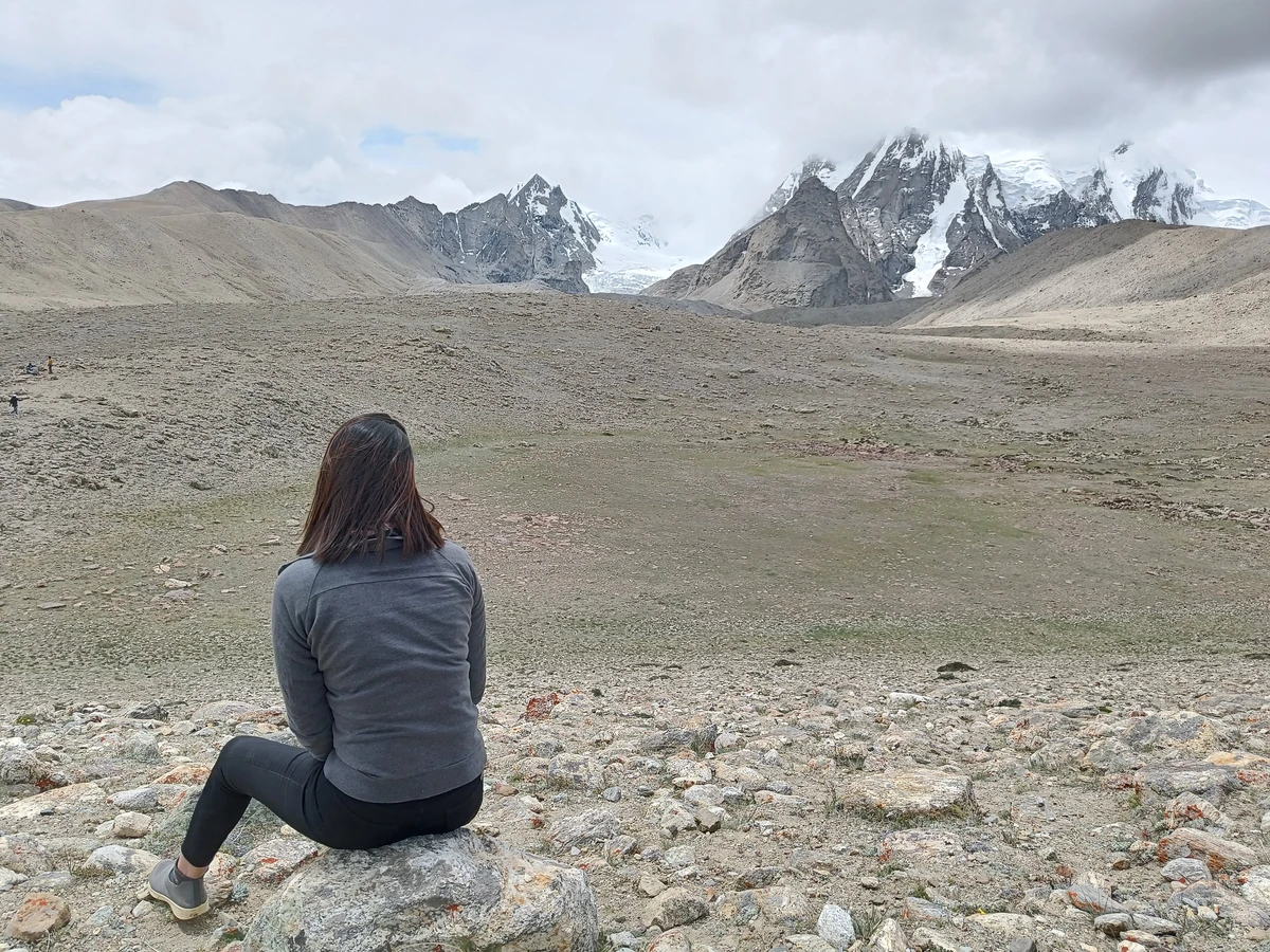 Majestic Himalayan mountain views on the journey to Gurudongmar Lake
