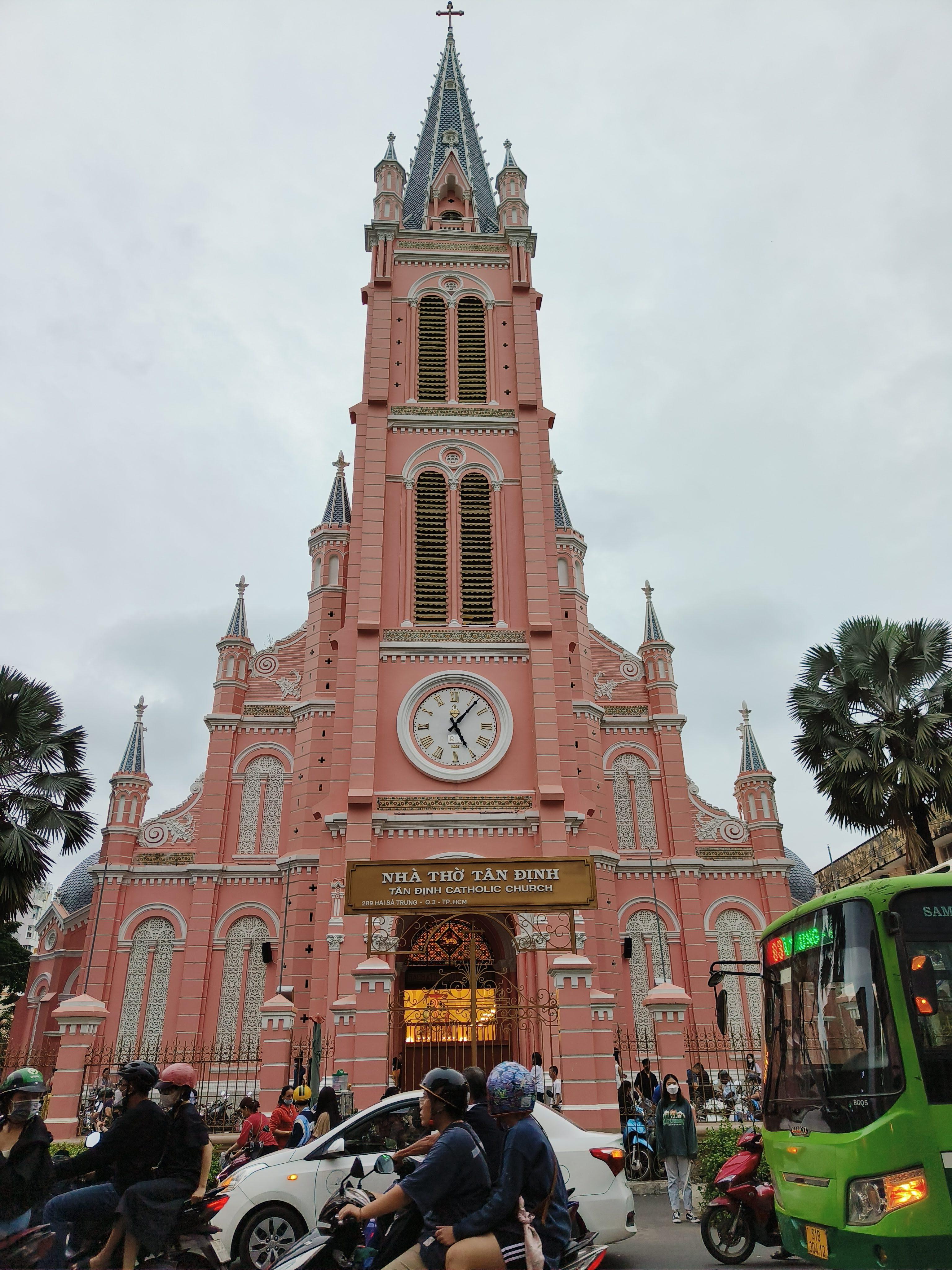 Iconic architectural landmarks and colonial buildings in Ho Chi Minh City highlighting Vietnamese heritage